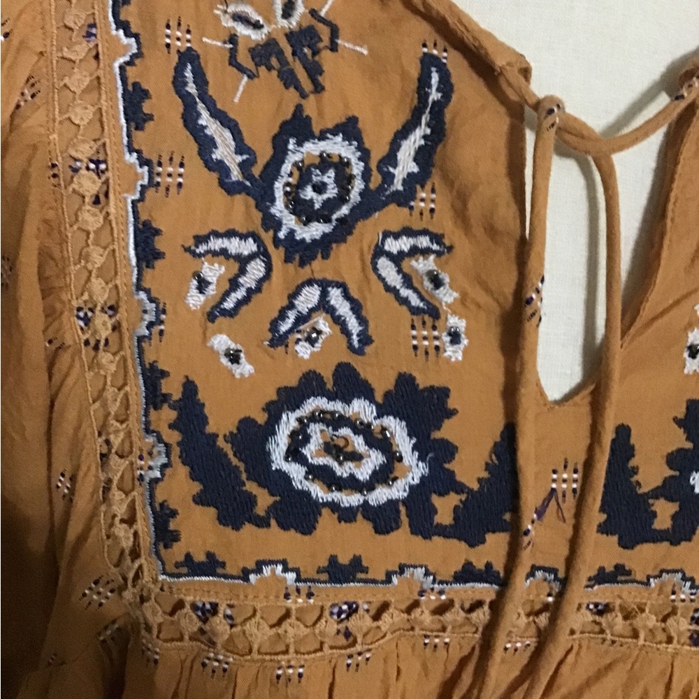 Woman’s size medium tantrums, BoHo top with beautiful embroidery and tassel ties - Picture 2 of 10